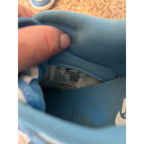 Nike dunk low UNC-University Blue - Picture 7 of 7